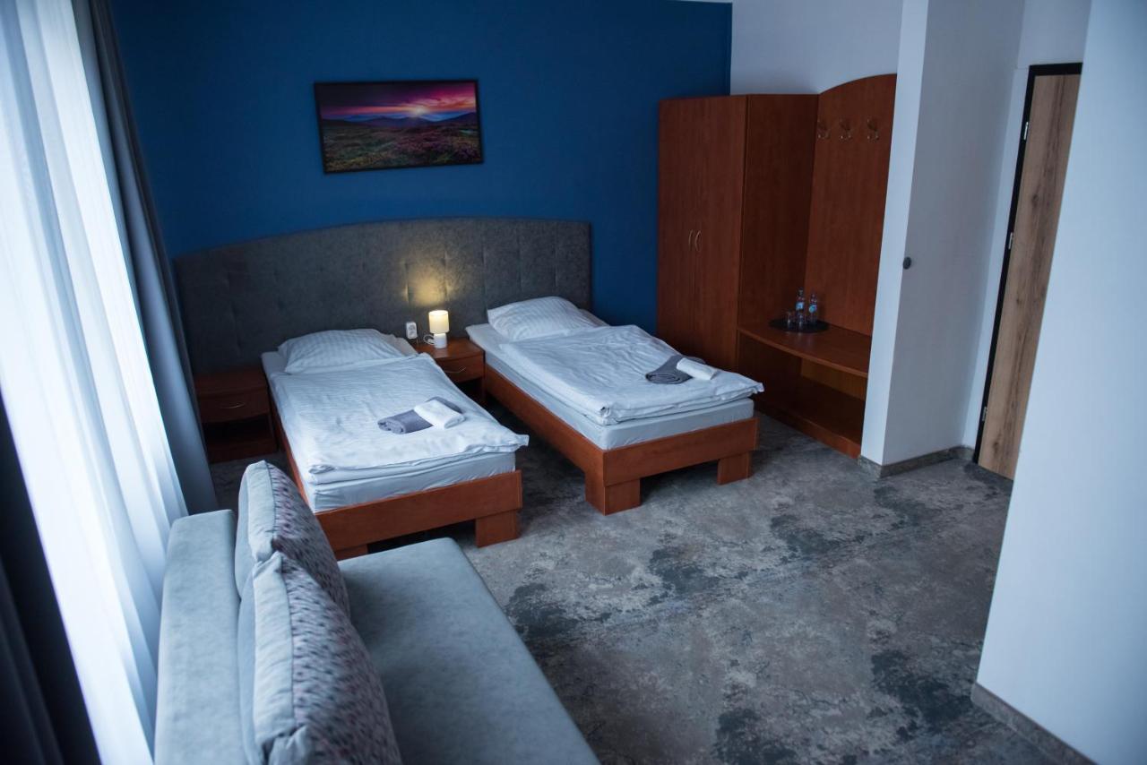 Hotel Paradiso Suchedniow Ngoại thất bức ảnh