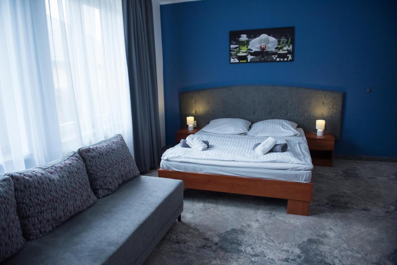 Hotel Paradiso Suchedniow Ngoại thất bức ảnh