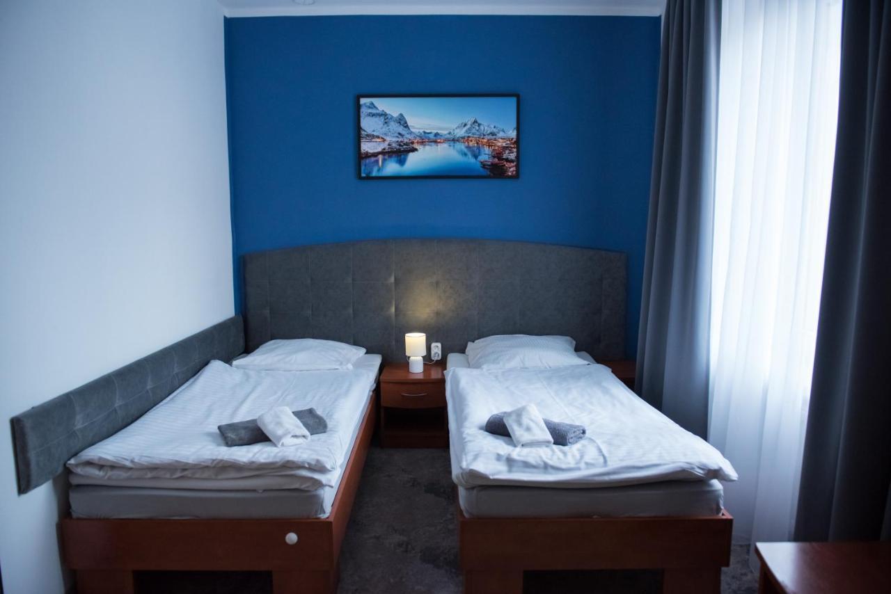 Hotel Paradiso Suchedniow Ngoại thất bức ảnh