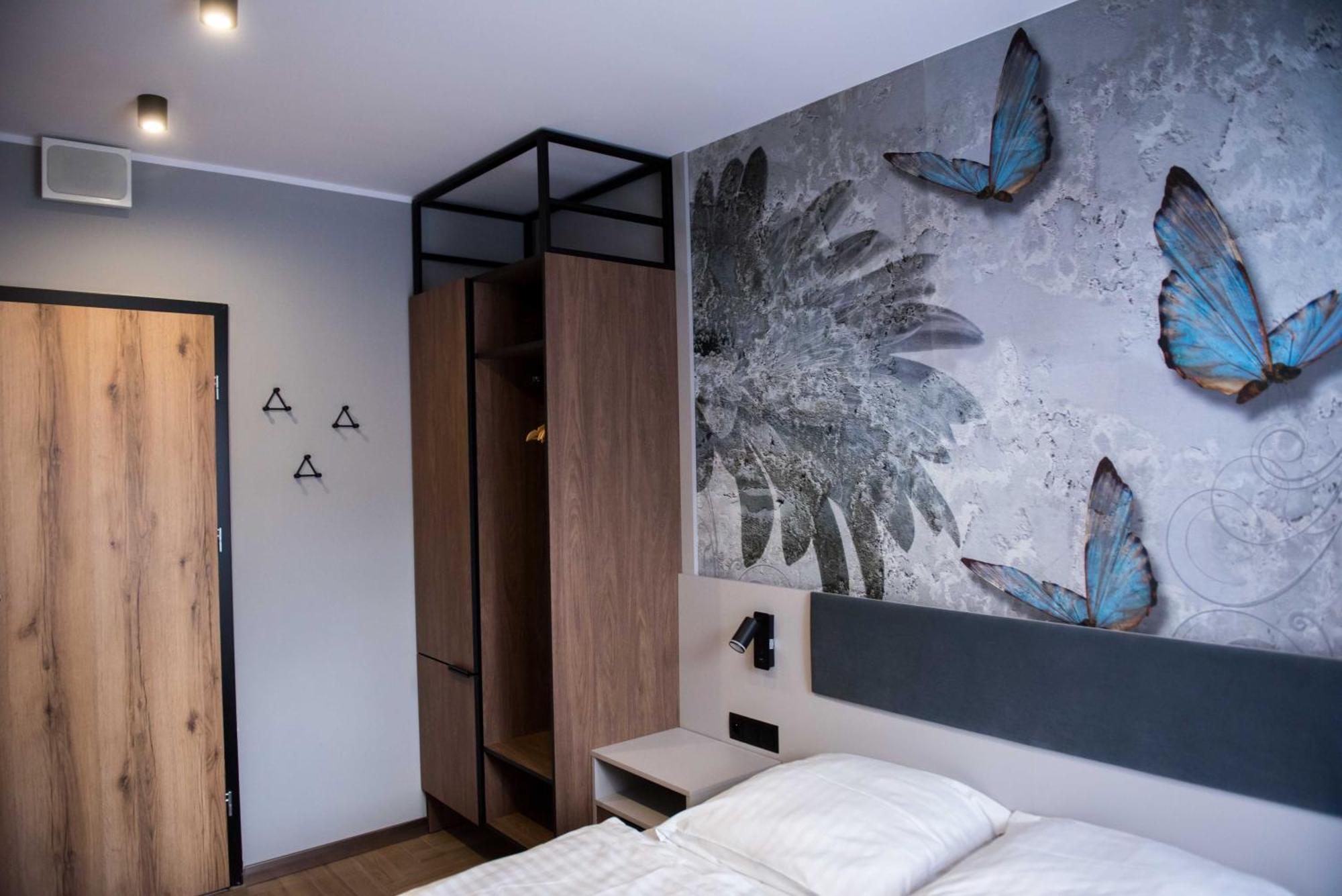 Hotel Paradiso Suchedniow Ngoại thất bức ảnh