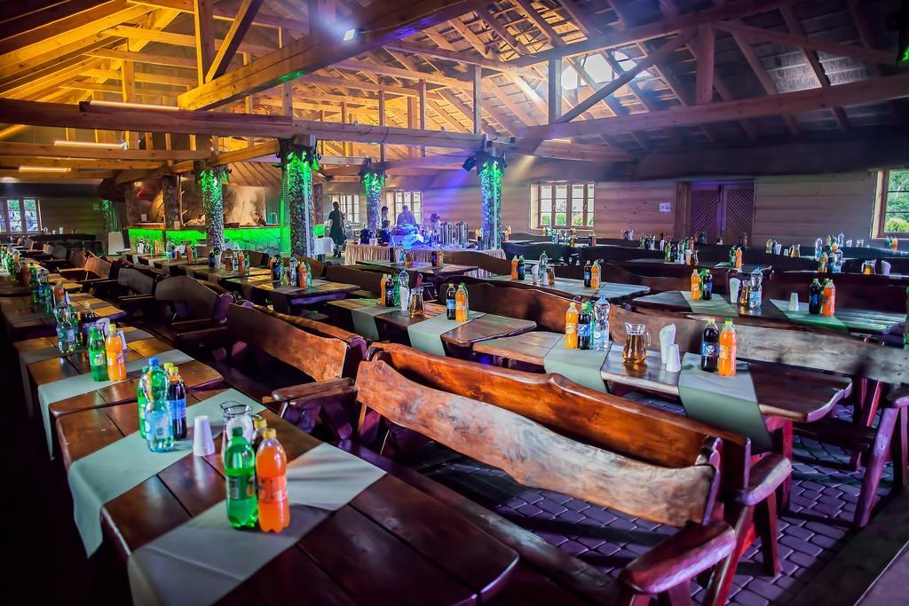Hotel Paradiso Suchedniow Ngoại thất bức ảnh